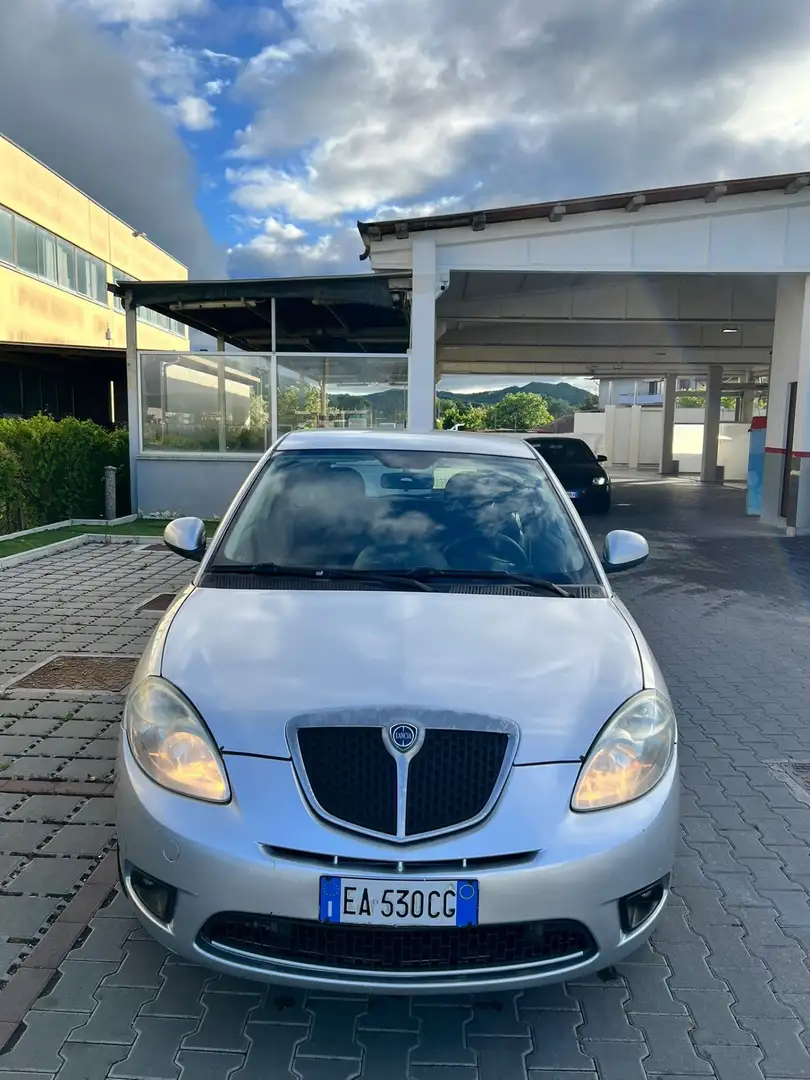 Lancia Ypsilon 1.4 8v Argento ecochic Gpl - 1