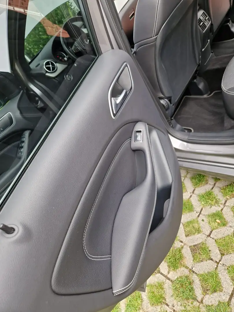 Mercedes-Benz B 200 7G-DCT Edition - 2