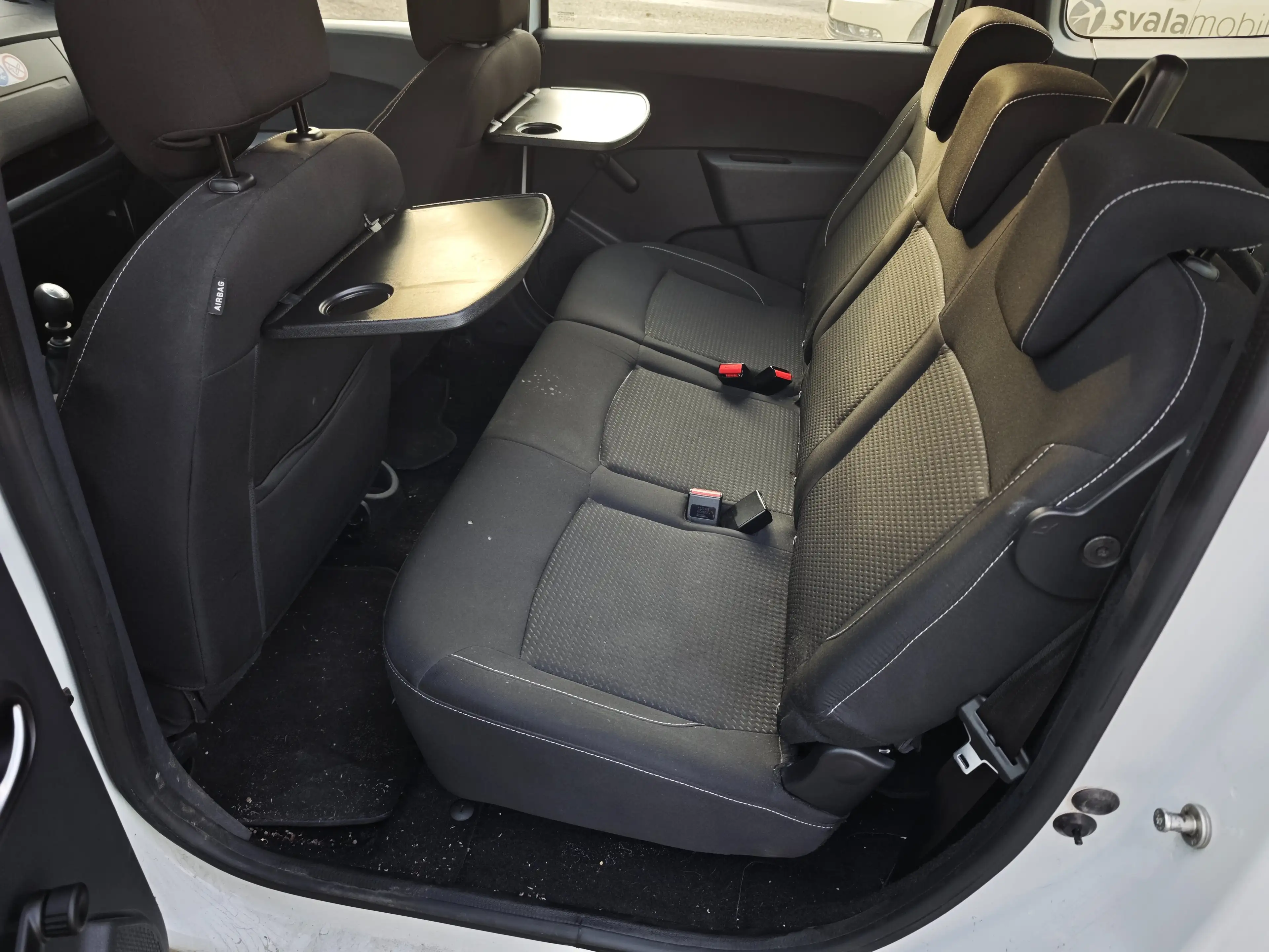 Dacia Lodgy Comfort — photo 12