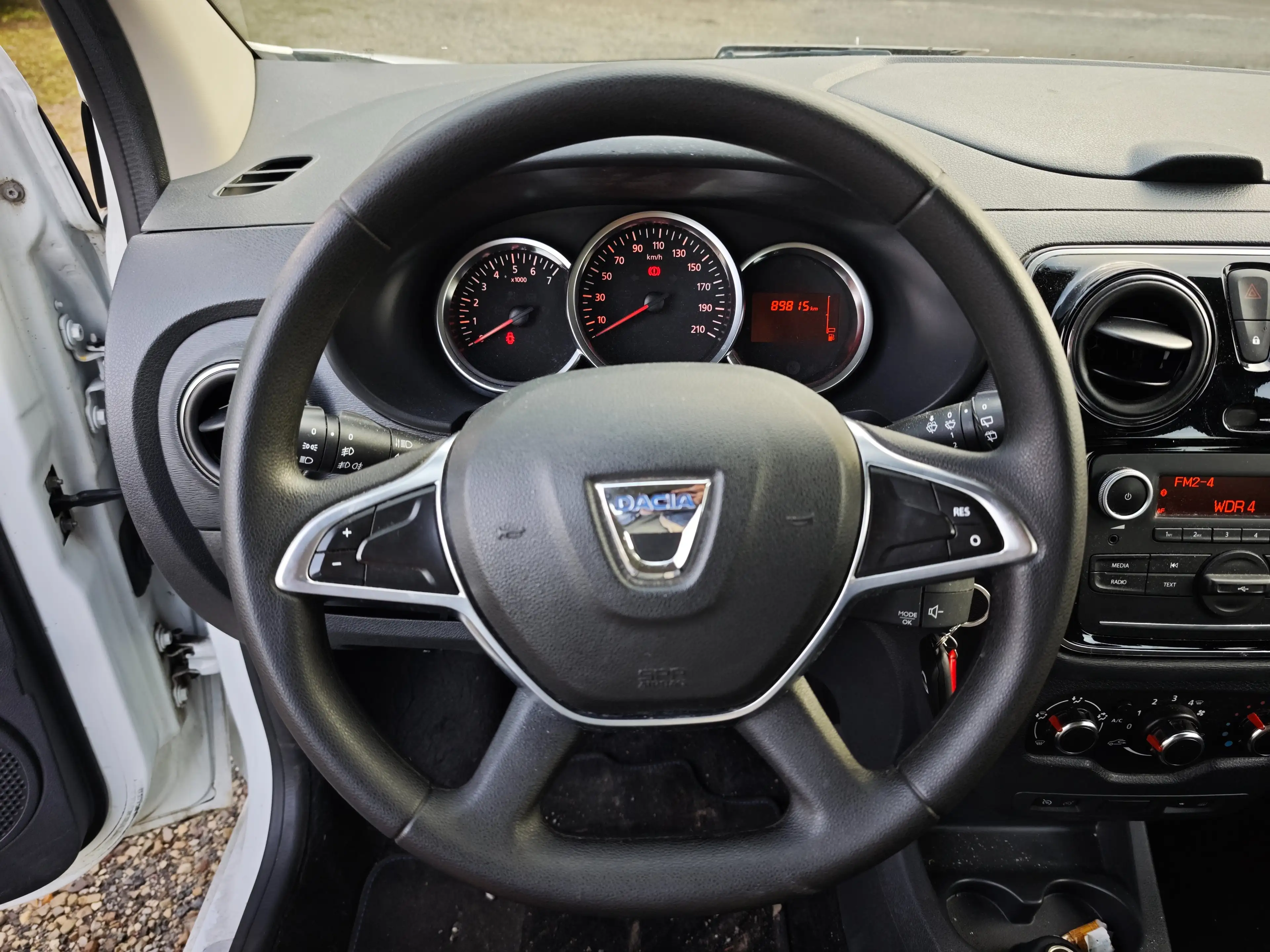 Dacia Lodgy Comfort — photo 14
