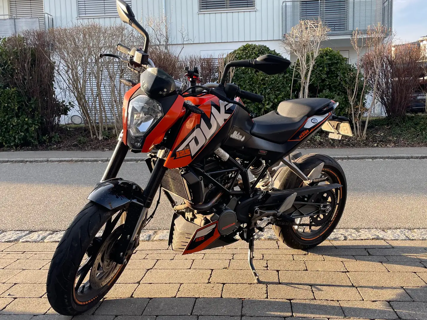 KTM 125 Duke Orange - 2