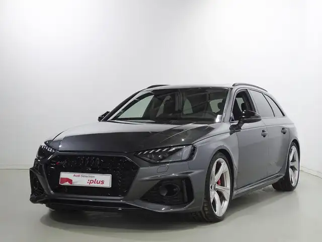 Audi RS4 Avant TFSI quattro tiptronic