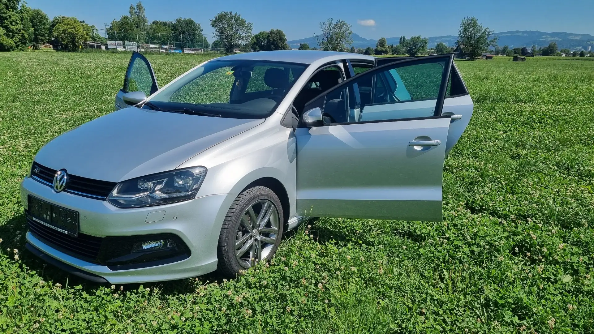 Volkswagen Polo Sport 1,0 BMT Silber - 1