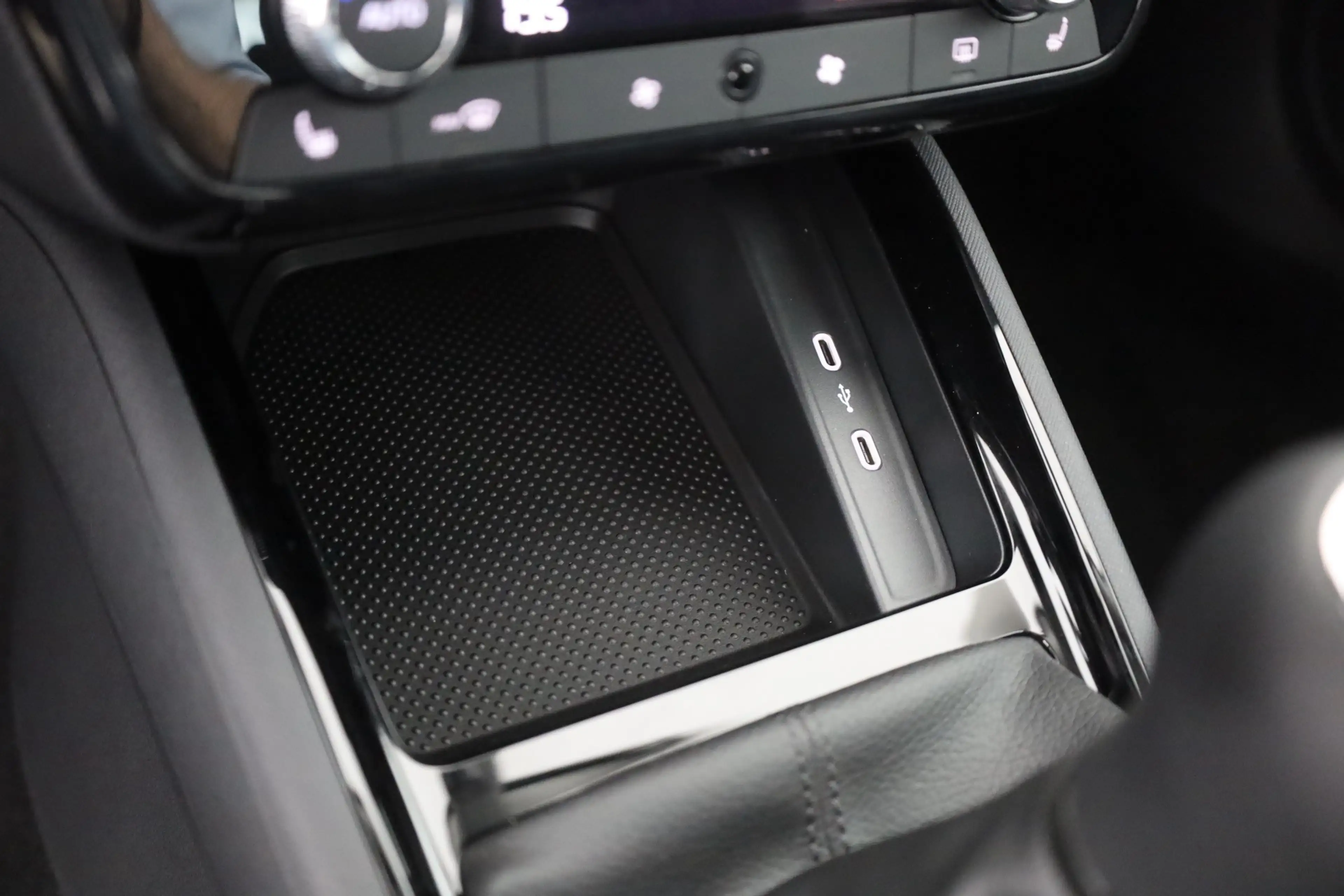 Skoda Scala 1.0 TSI LED Sitzheizung Tempomat — photo 13