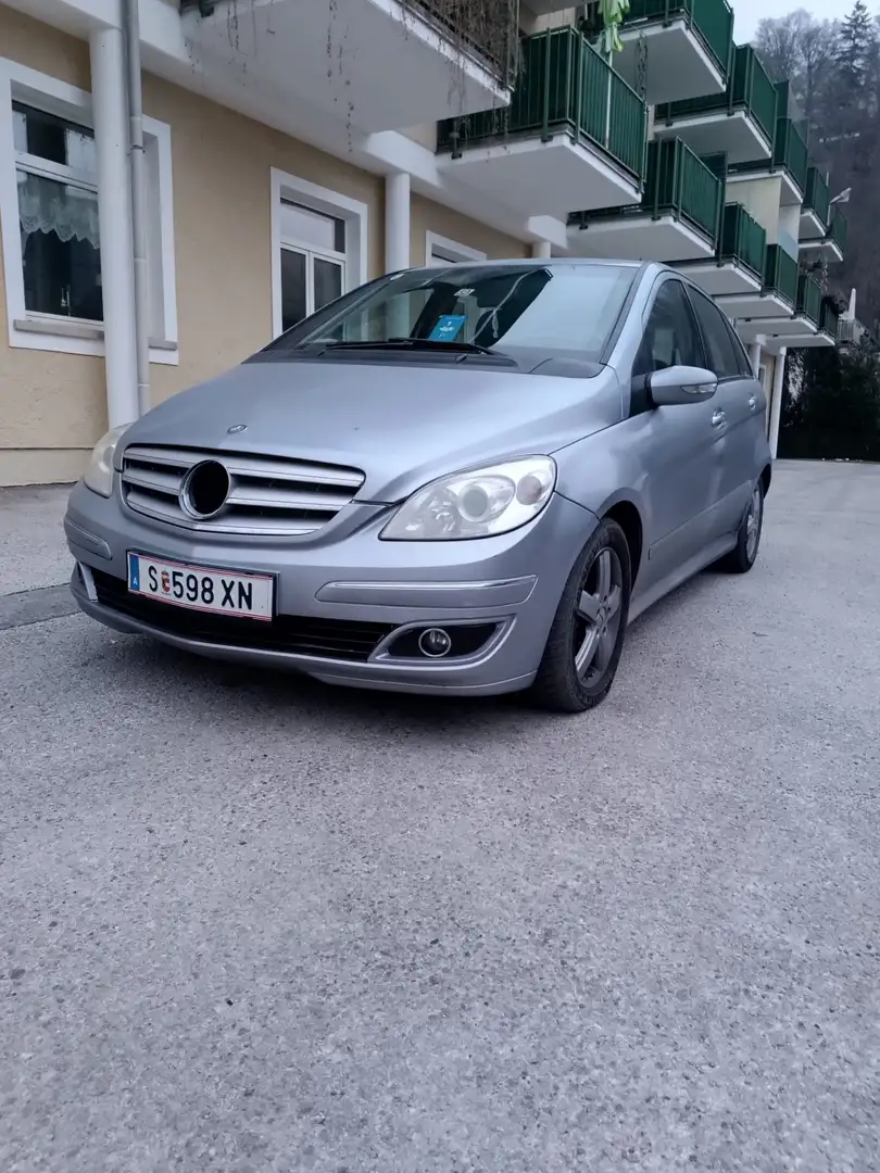 Mercedes-Benz 180 - 2