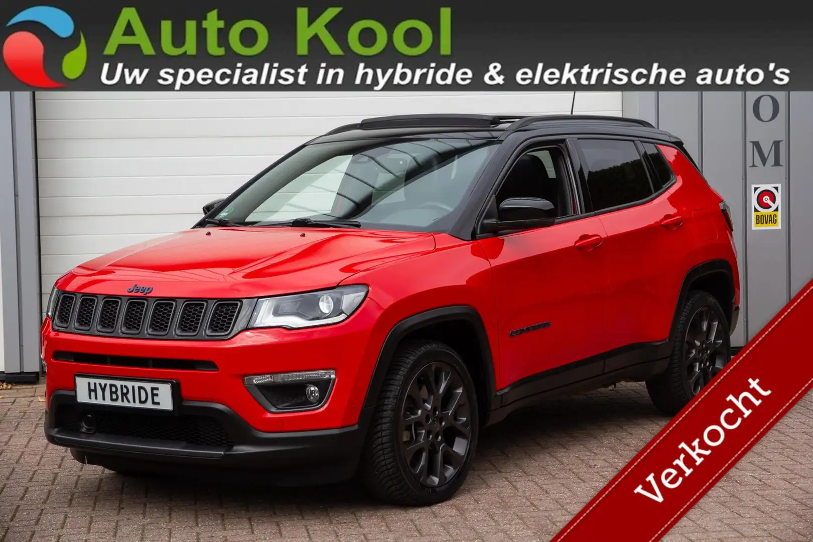 Jeep Compass 4xe 240 Plug-in Hybrid Panoramadak/Leer AKTIE Rood - 1