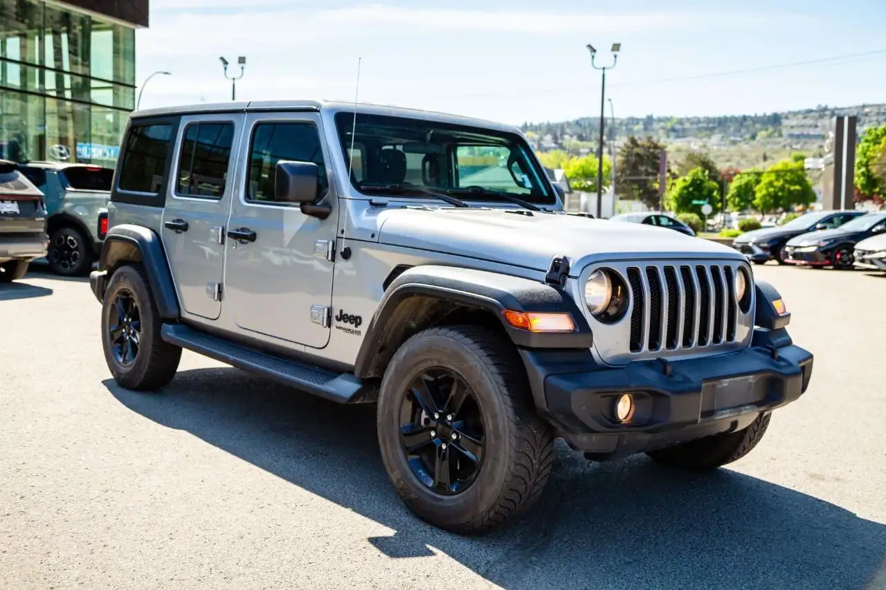 Jeep Wrangler снимка Jeep Wrangler