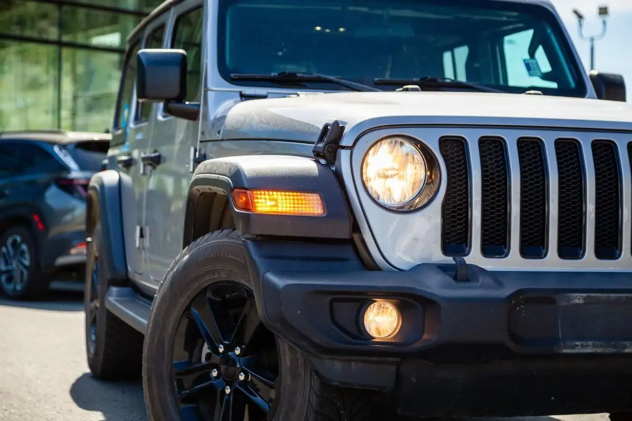 Jeep Wrangler снимка Jeep Wrangler