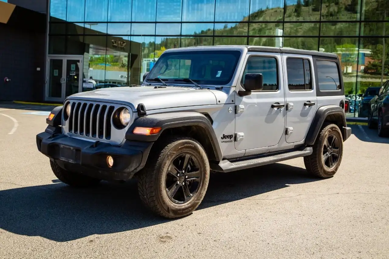 Jeep Wrangler снимка Jeep Wrangler