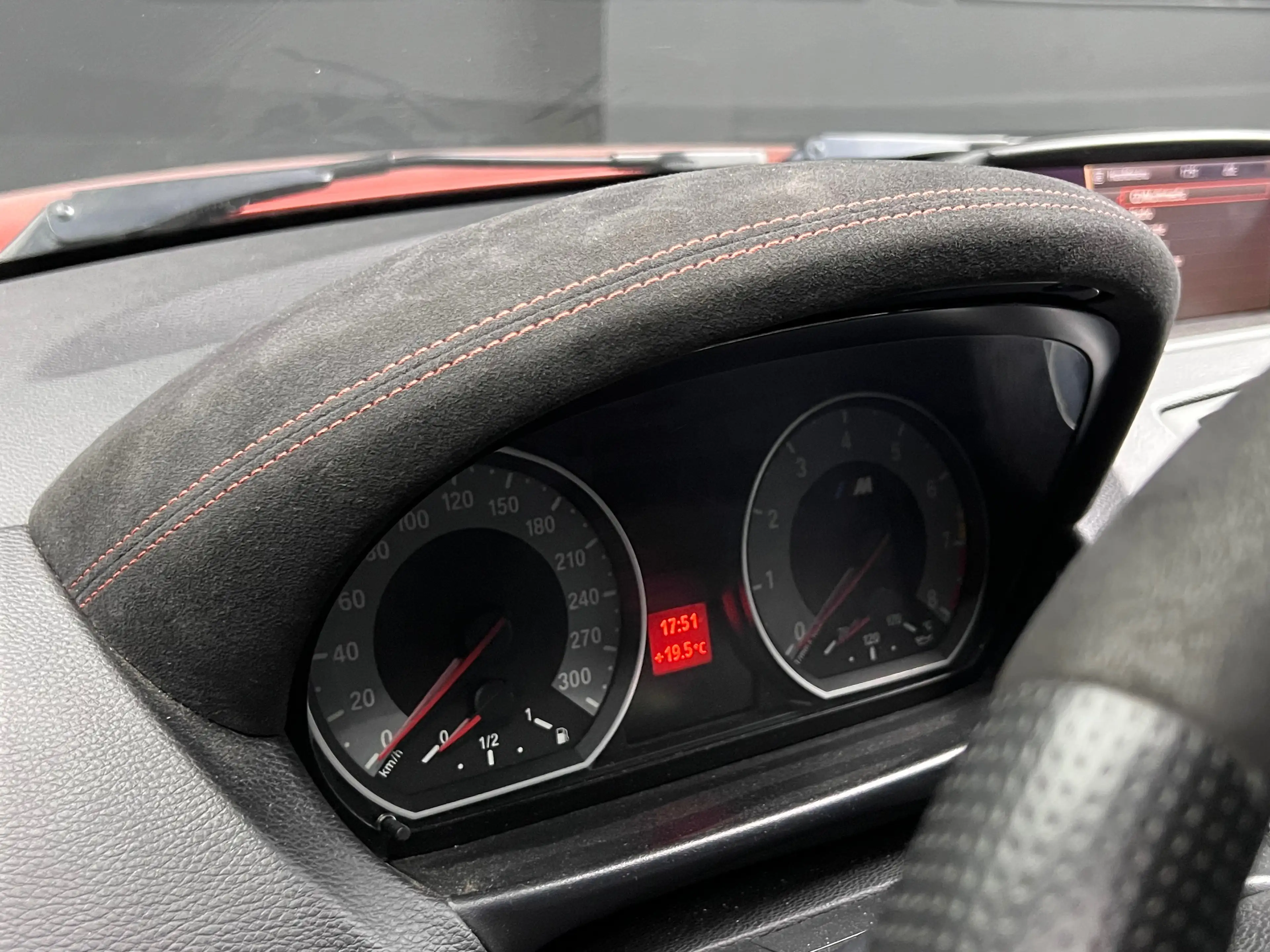 BMW 1er M Coupé 3.0i // Collectors item // ONLY 37879 km // — photo 14