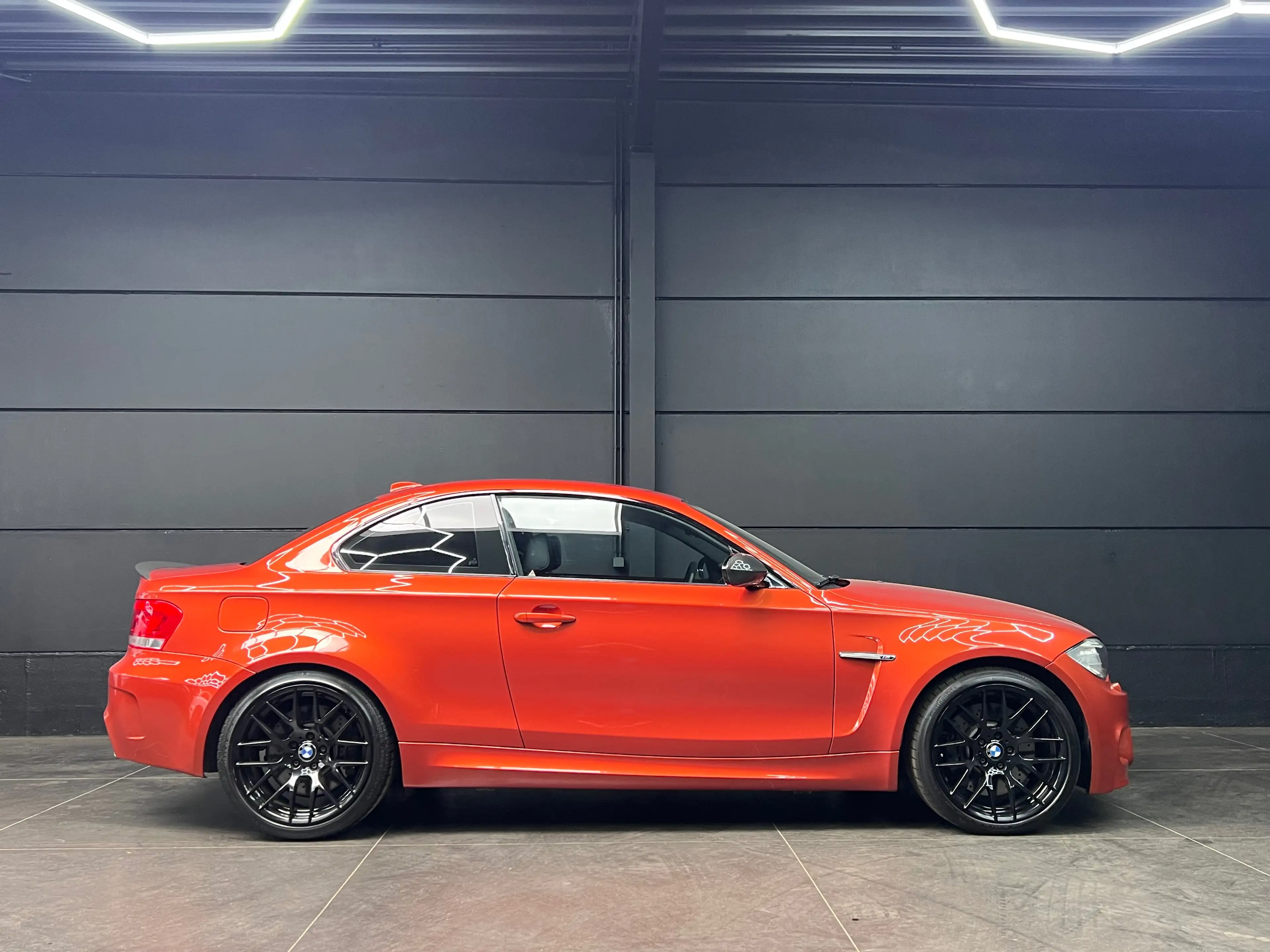 BMW 1er M Coupé 3.0i // Collectors item // ONLY 37879 km // — photo 6