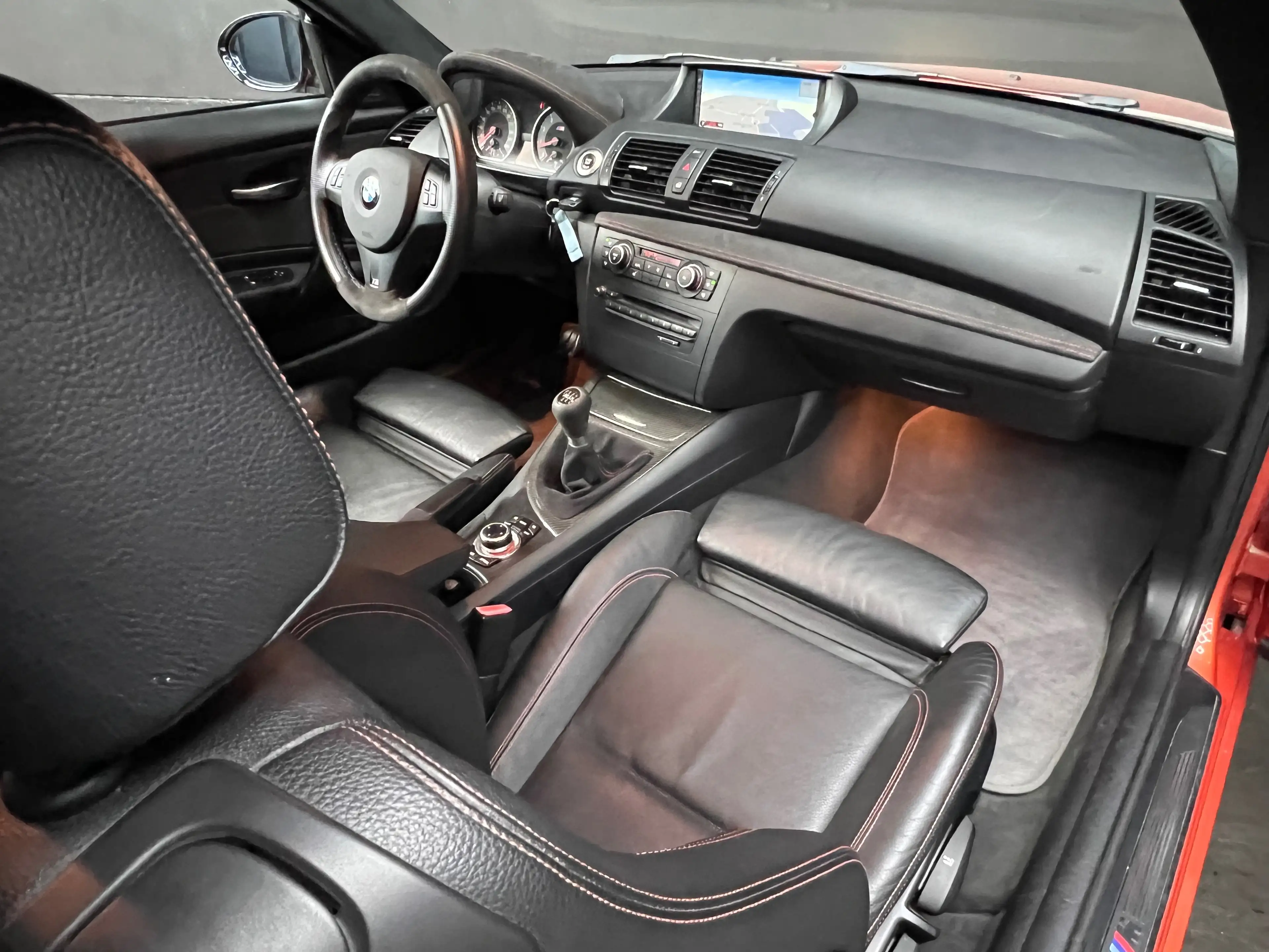 BMW 1er M Coupé 3.0i // Collectors item // ONLY 37879 km // — photo 12
