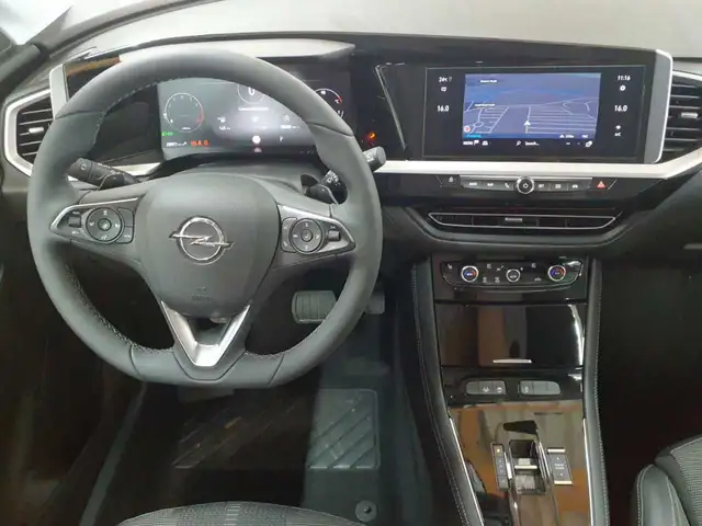 Opel Grandland view 9