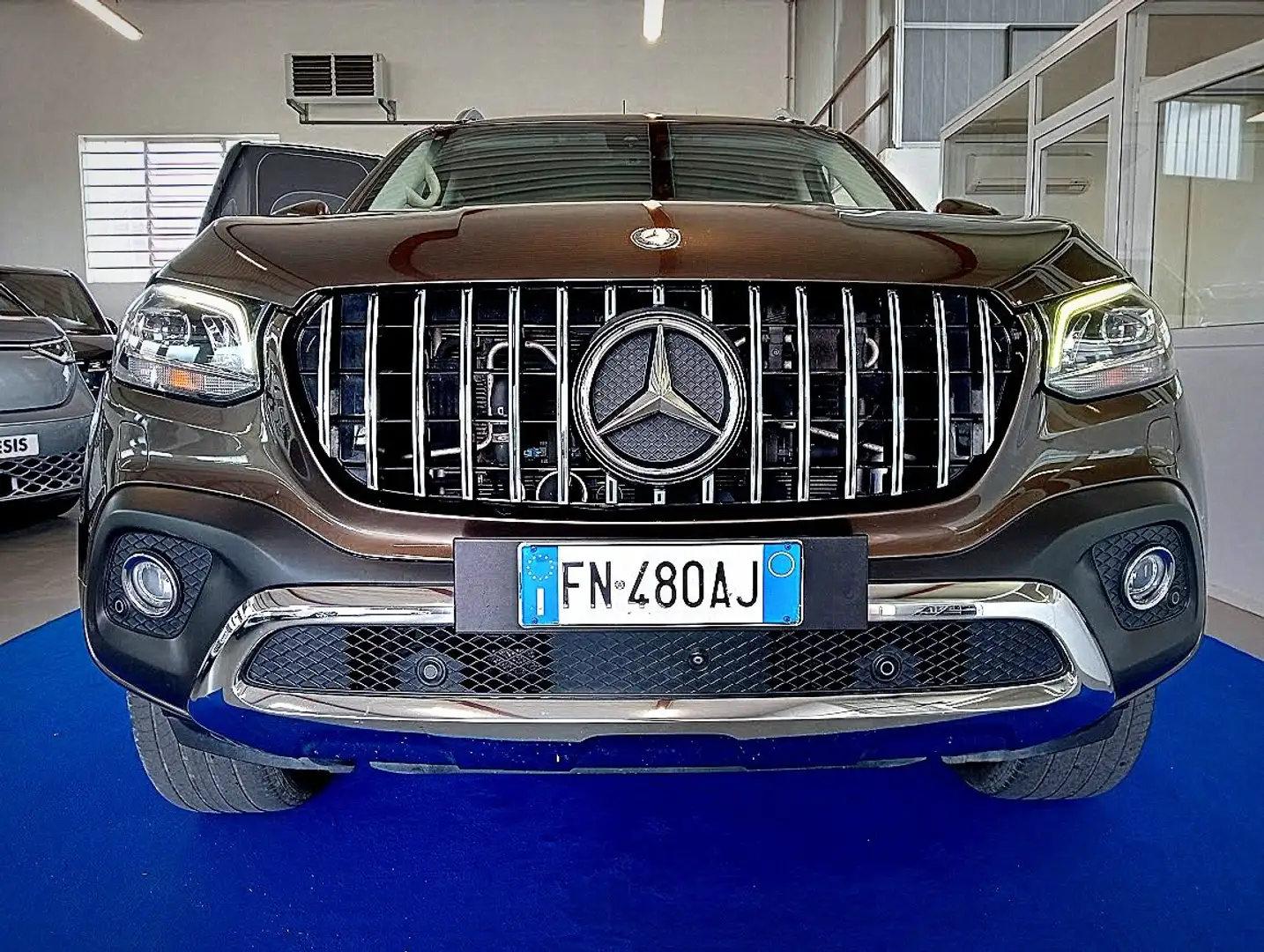 Mercedes-Benz X 250 d 4MATIC 4X4 GANCIO LED 360° PANAMERICA 19" Marrone - 2