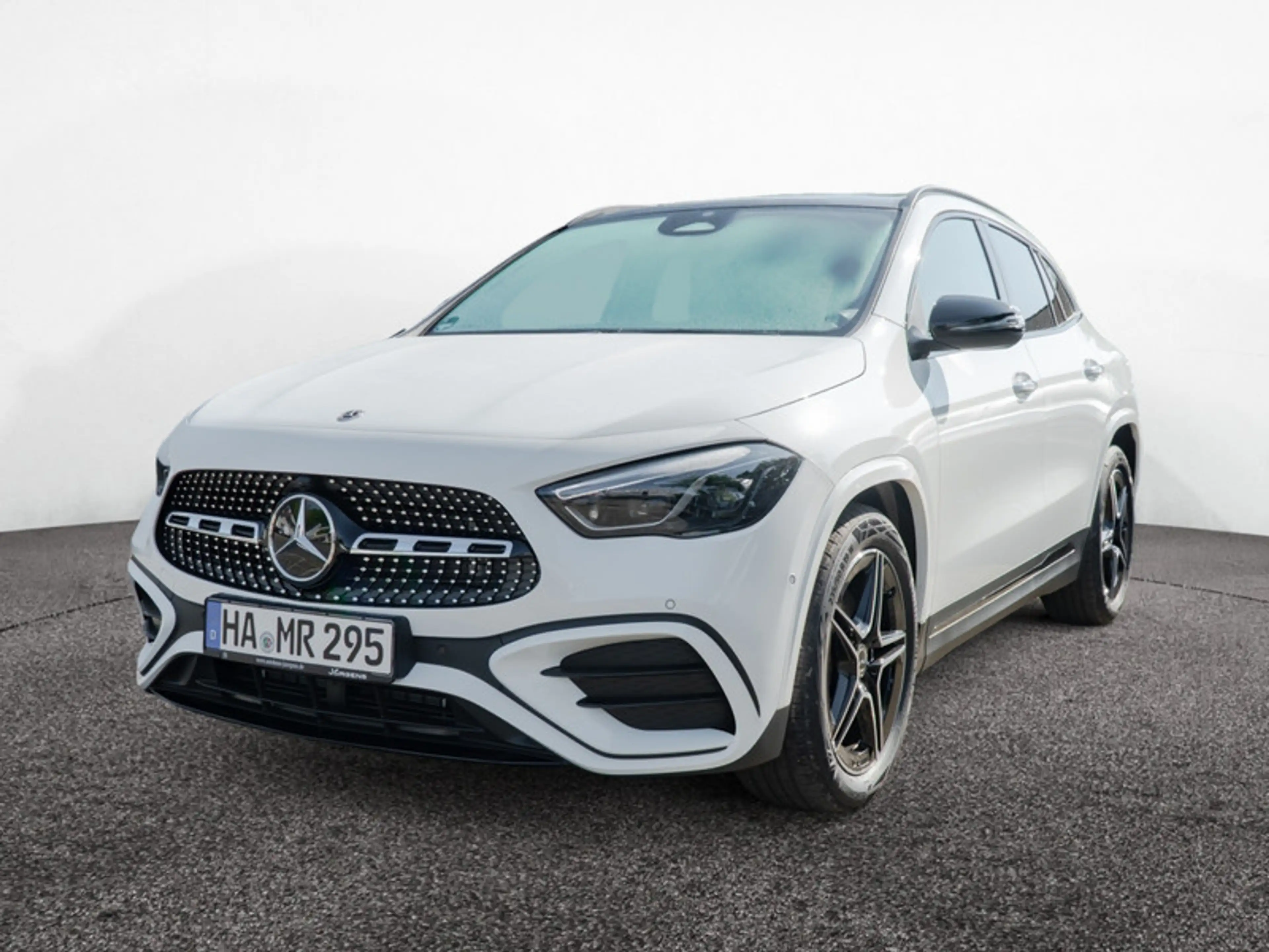Mercedes-Benz GLA 200 AMG-Sport/MLB/Pano/AHK/Night/Sound/Cam