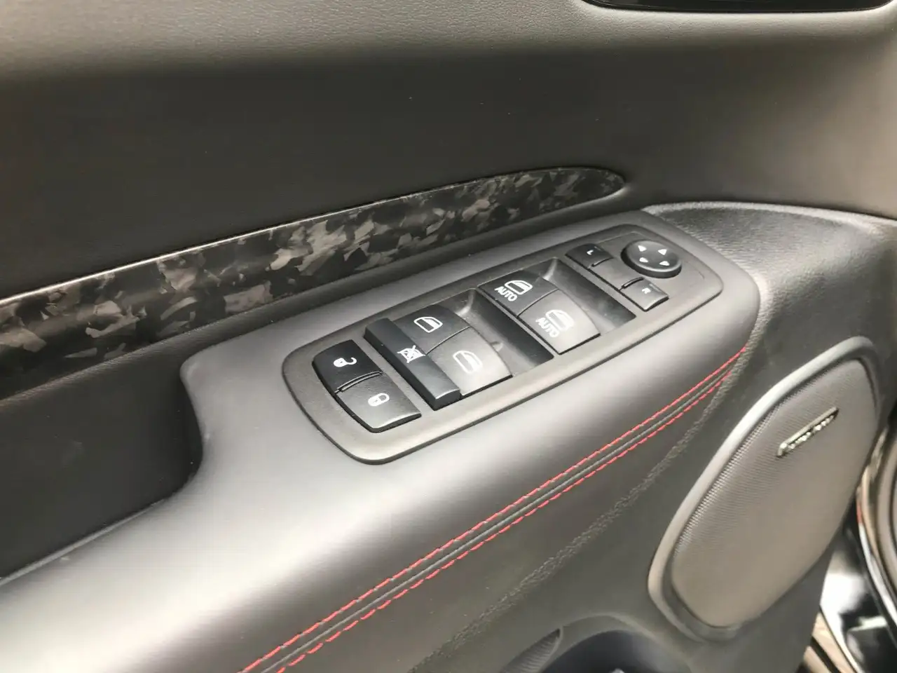 Dodge Durango 2024 — фото 18