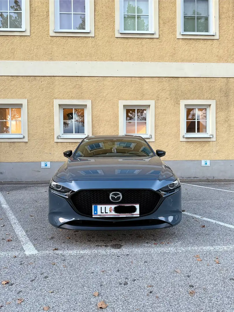 Mazda 3 Skyactiv-G150 Comfort+/ST Aut. Grau - 1