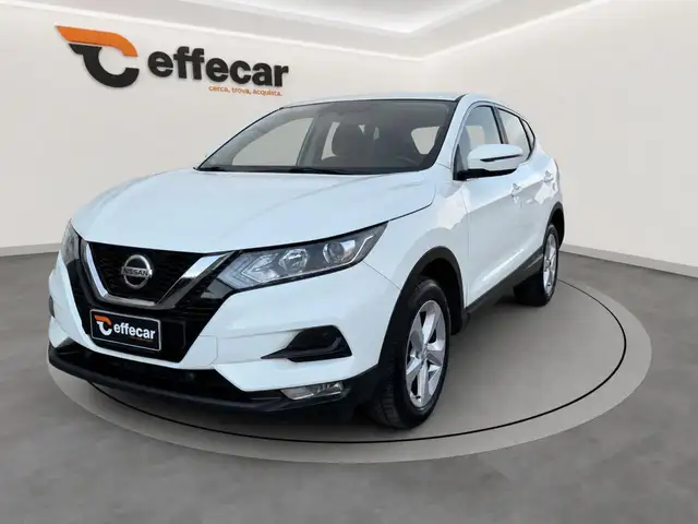 Nissan Qashqai 1.3 DIG-T 140 CV Busin. AUTOCARRO