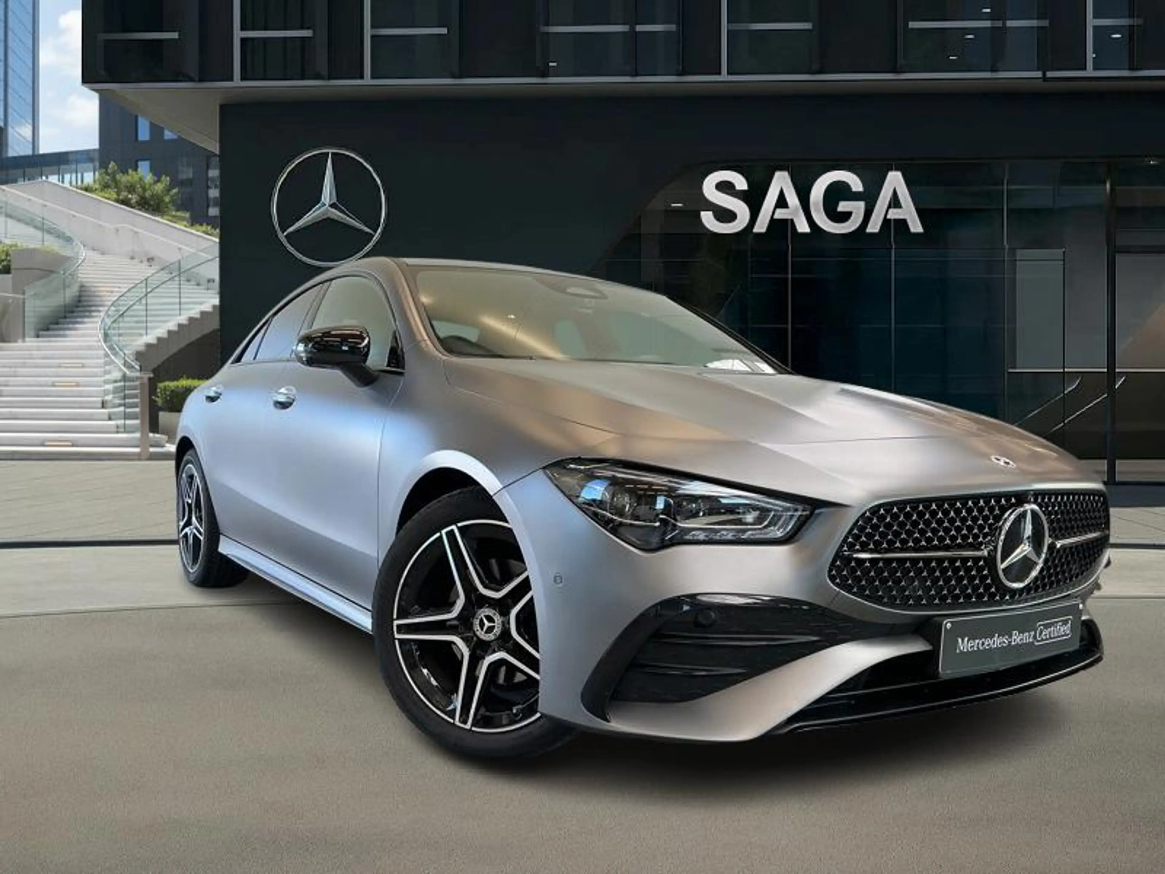 Mercedes-Benz CLA 180 Coupé AMG Pack Night Pano — photo 5