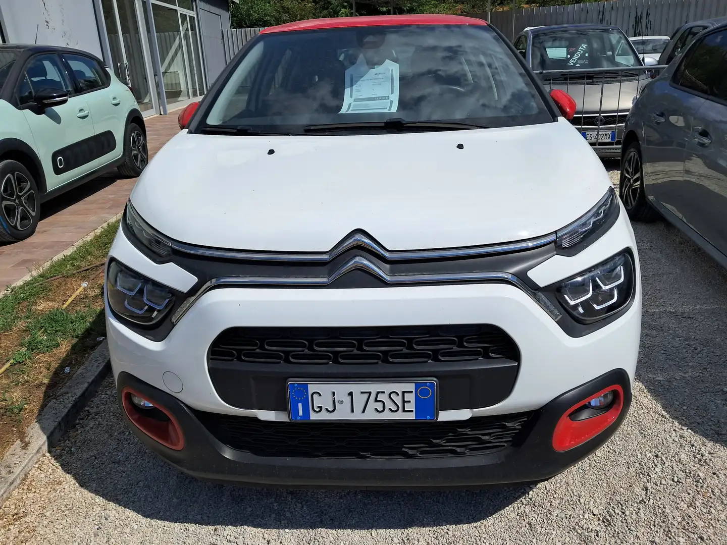 Citroen C3 C3 III 2017 1.5 bluehdi Shine s Bianco - 1