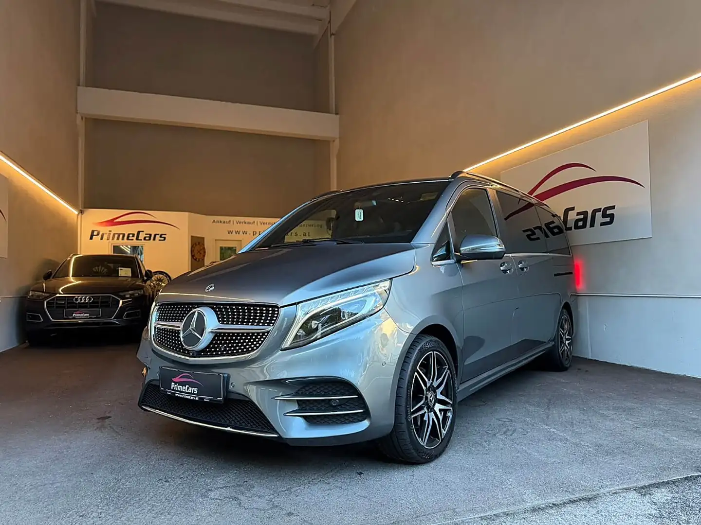 Mercedes-Benz V 300 d Kombi 4MATIC lang Avantgarde Aut./AMG/STANDHE... Grau - 1