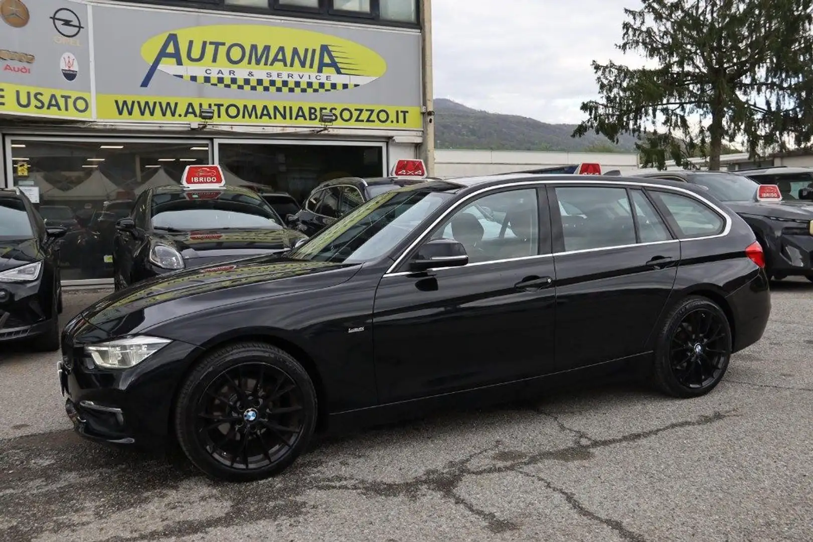 BMW 316 d Touring Luxury Schwarz - 1
