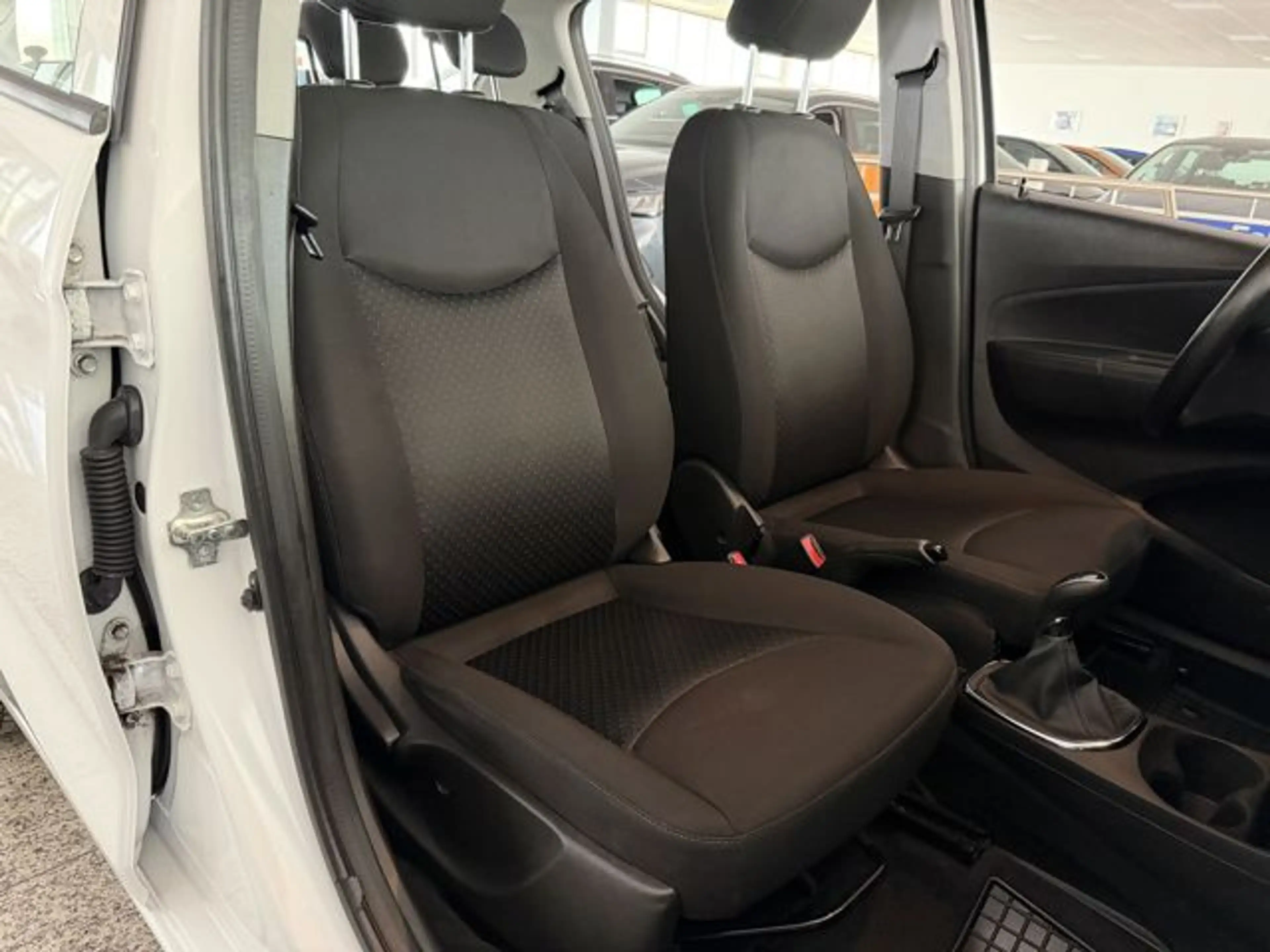 Opel Karl 1.0 Edition Automatik+KLIMA+SHZ — photo 10