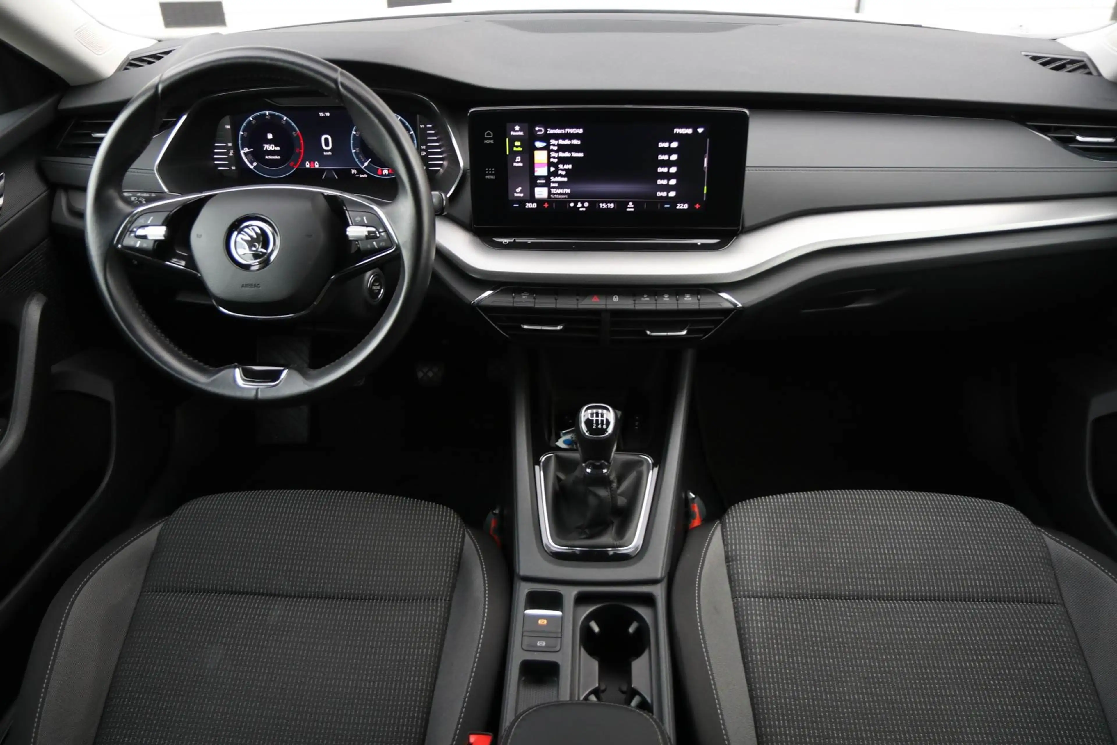 Skoda Octavia 1.0 TSI 110pk Ambition | Navigatie | Smart Link | — photo 5