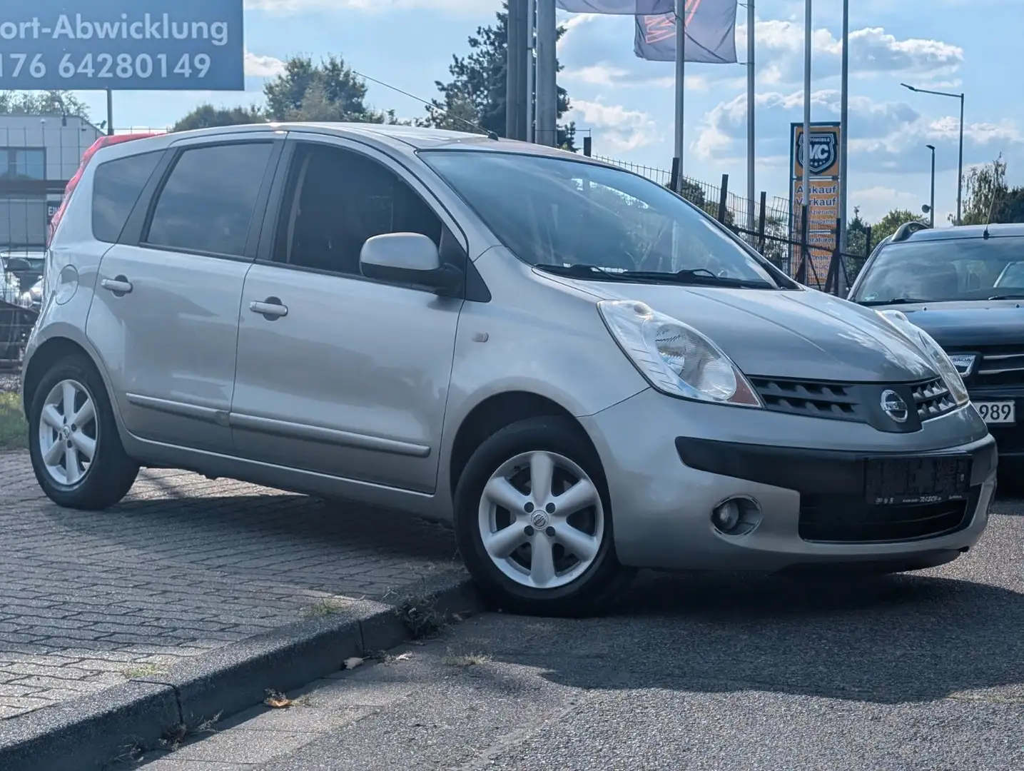 Nissan Note Acenta*AUTOMATIK*KLIMA*ZV-FUNK*RADIO-CD !! Silber - 2