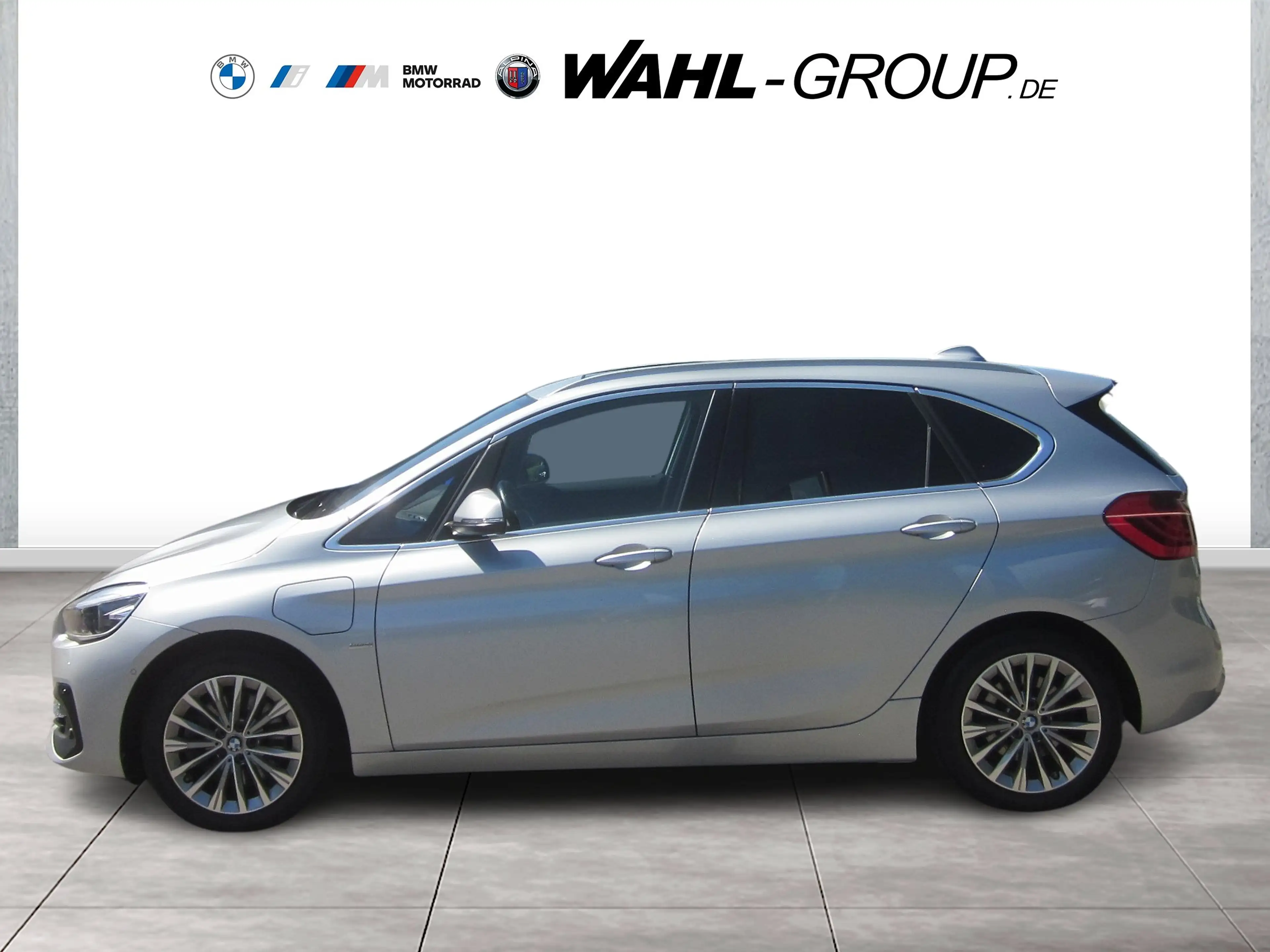 BMW 225 xe iPerformance Active Tourer — photo 4