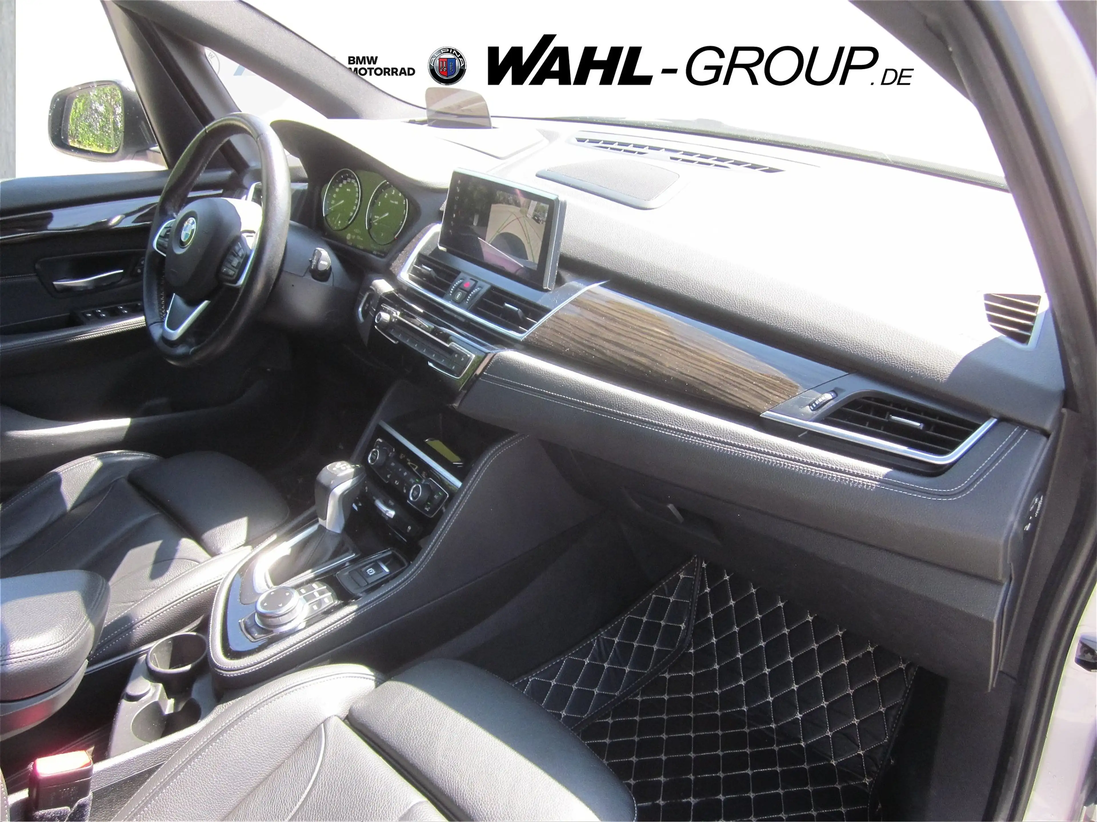 BMW 225 xe iPerformance Active Tourer — photo 7