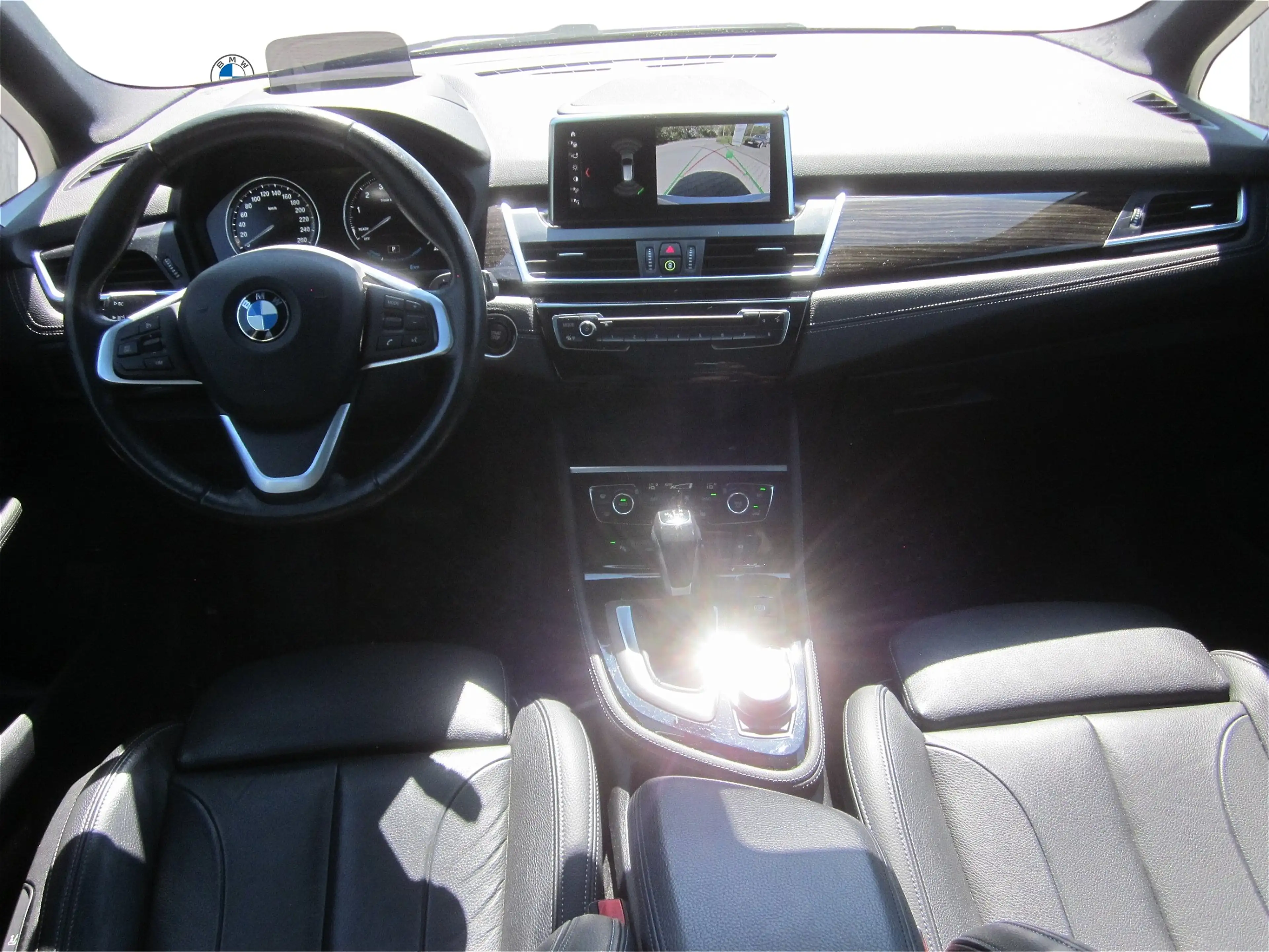BMW 225 xe iPerformance Active Tourer — photo 13