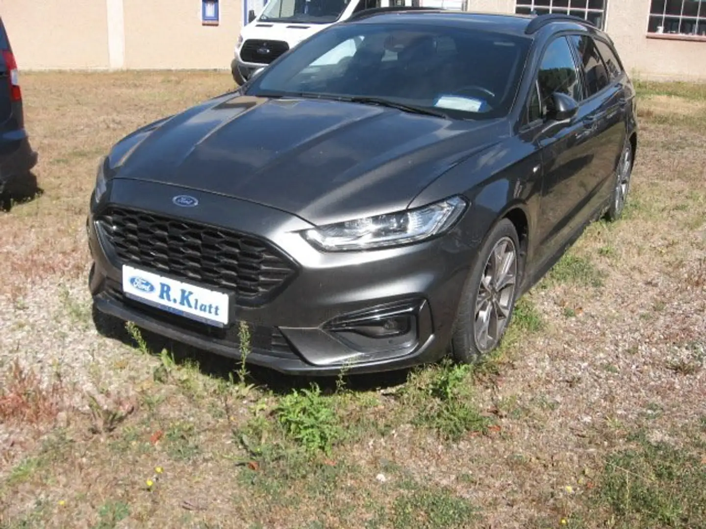 Ford Mondeo ST-Line Grau - 1