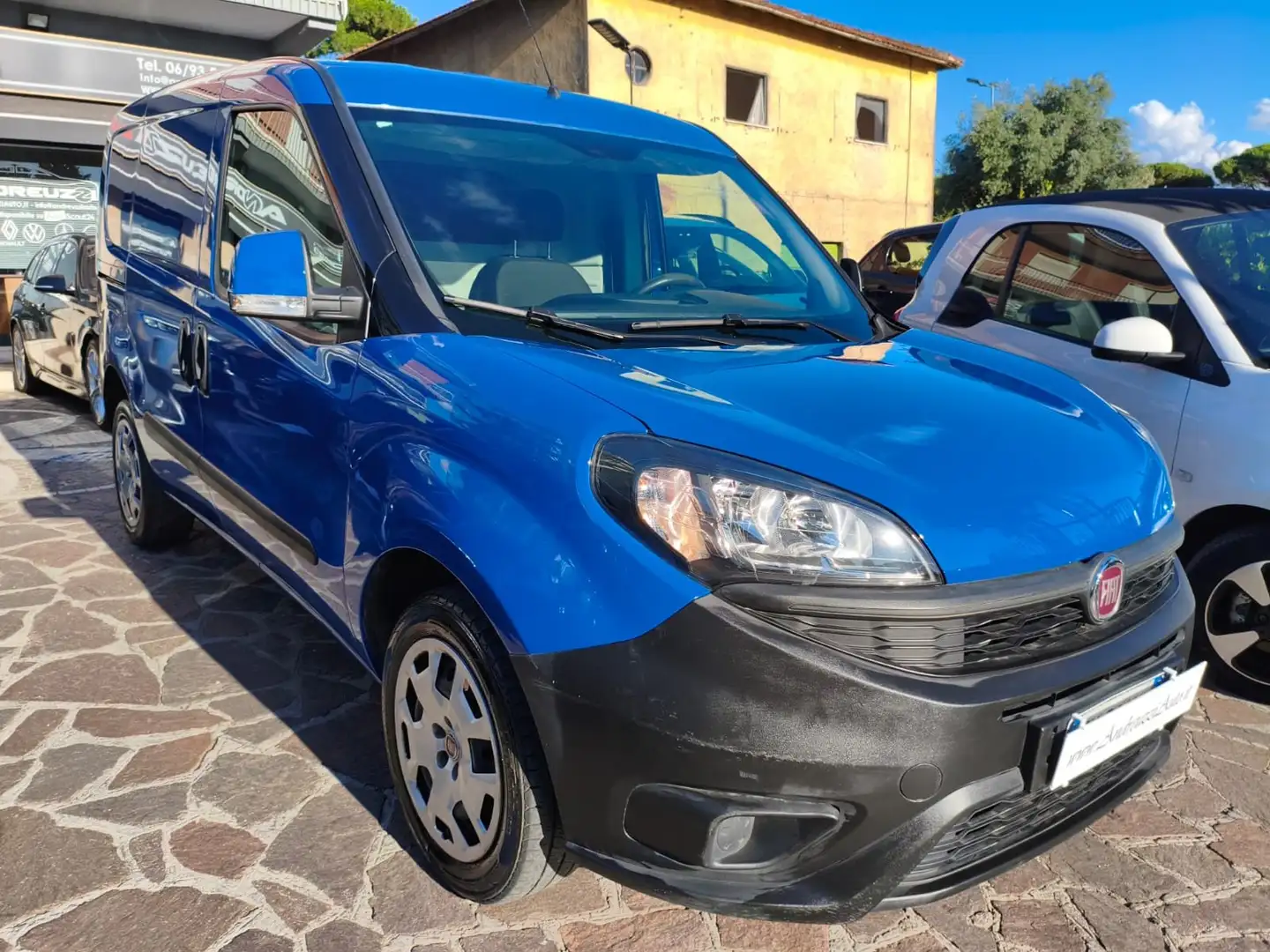 Fiat Doblo Doblo 1.4 16v Easy SX 95cv my18 (GPL) Albastru - 1