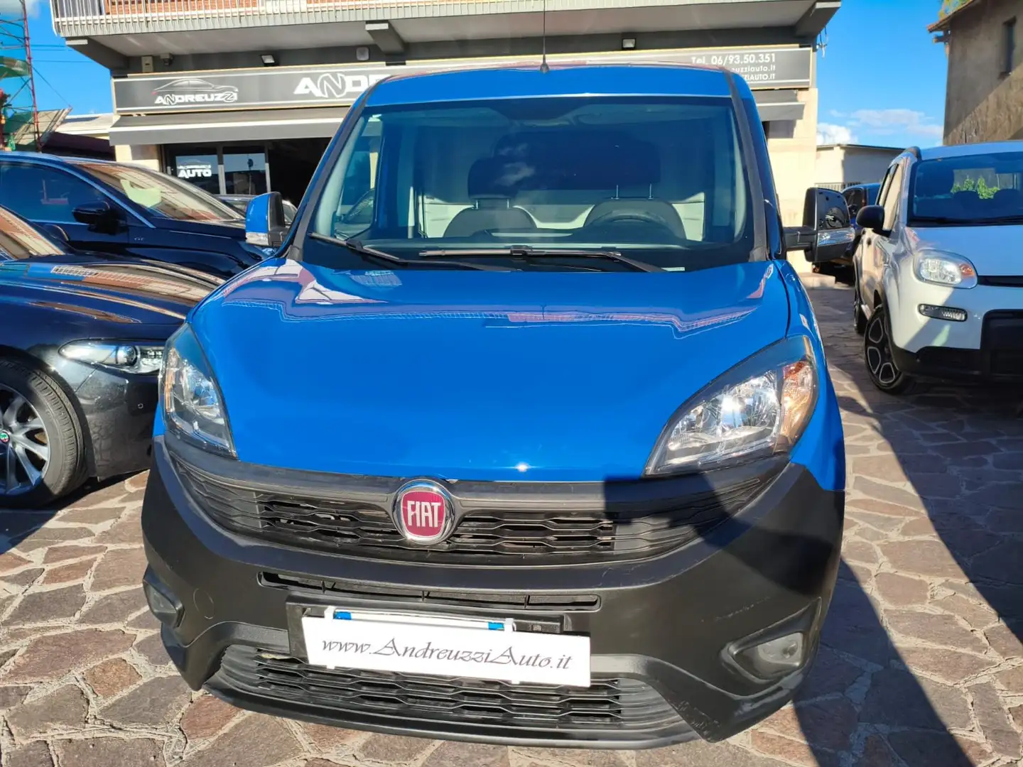 Fiat Doblo Doblo 1.4 16v Easy SX 95cv my18 (GPL) Albastru - 2