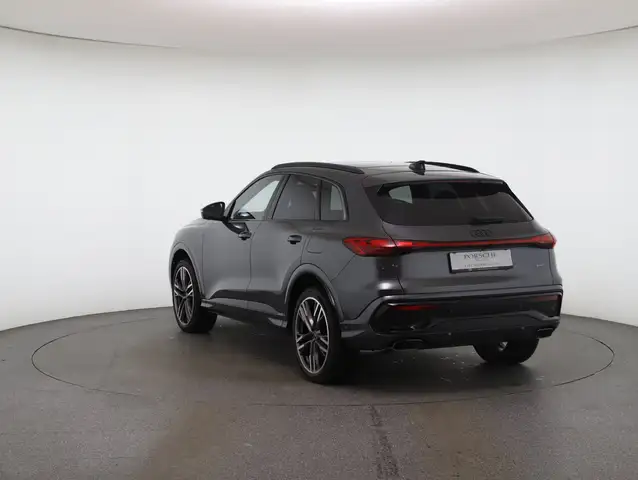 Audi Q5 e-hybrid quattro 220 KW Ansicht 2