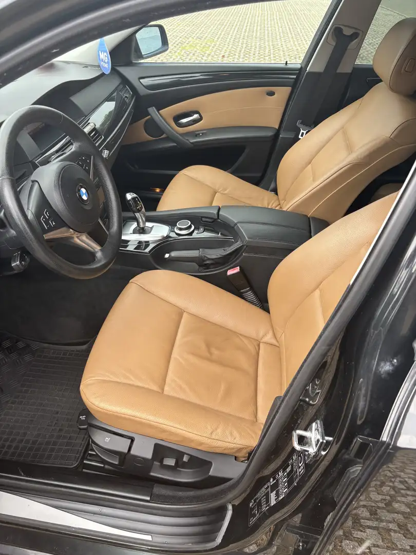 BMW 520 520d Futura - 2