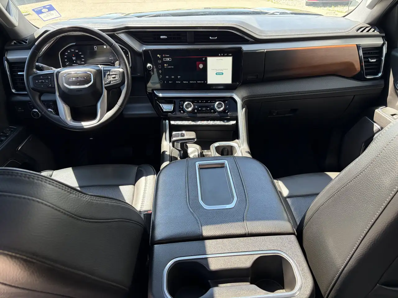 GMC Sierra 1500 photo GMC Sierra 1500