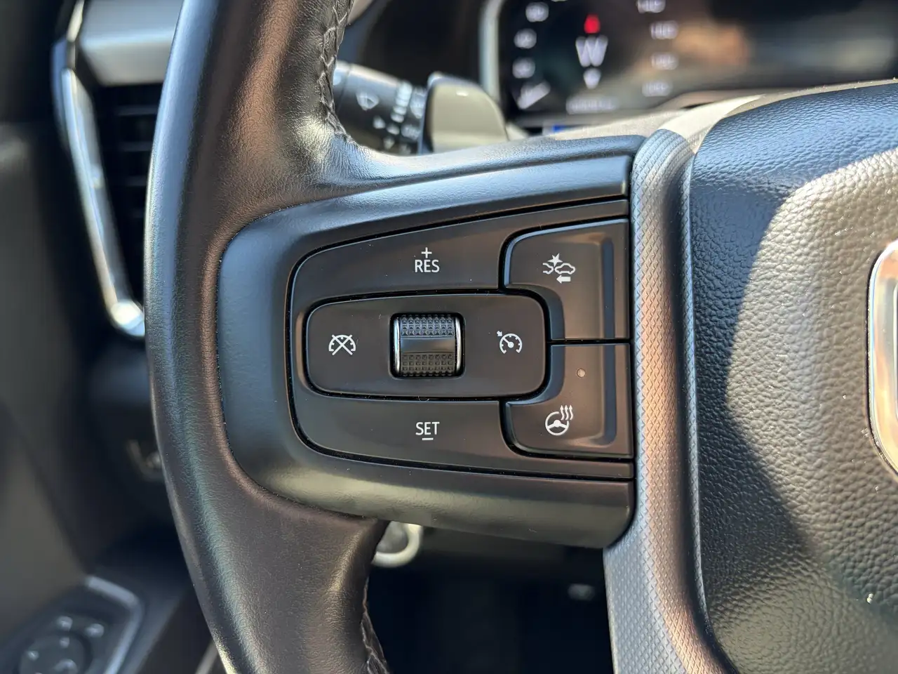 GMC Sierra 1500 photo GMC Sierra 1500