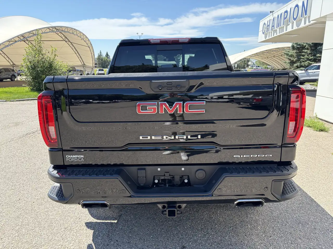 GMC Sierra 1500 photo GMC Sierra 1500