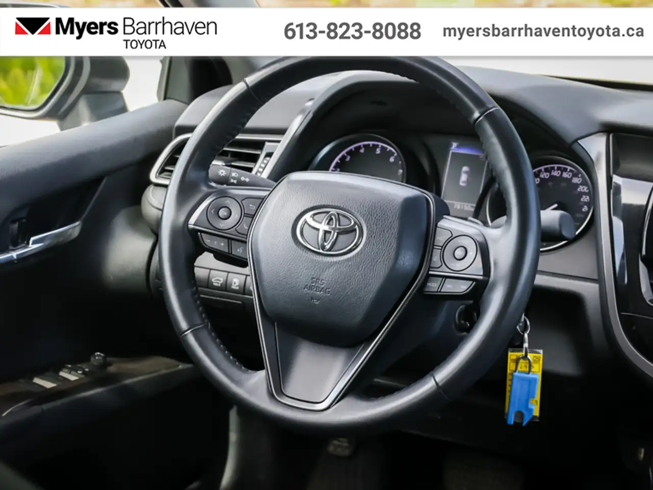 Toyota Camry снимка Toyota Camry