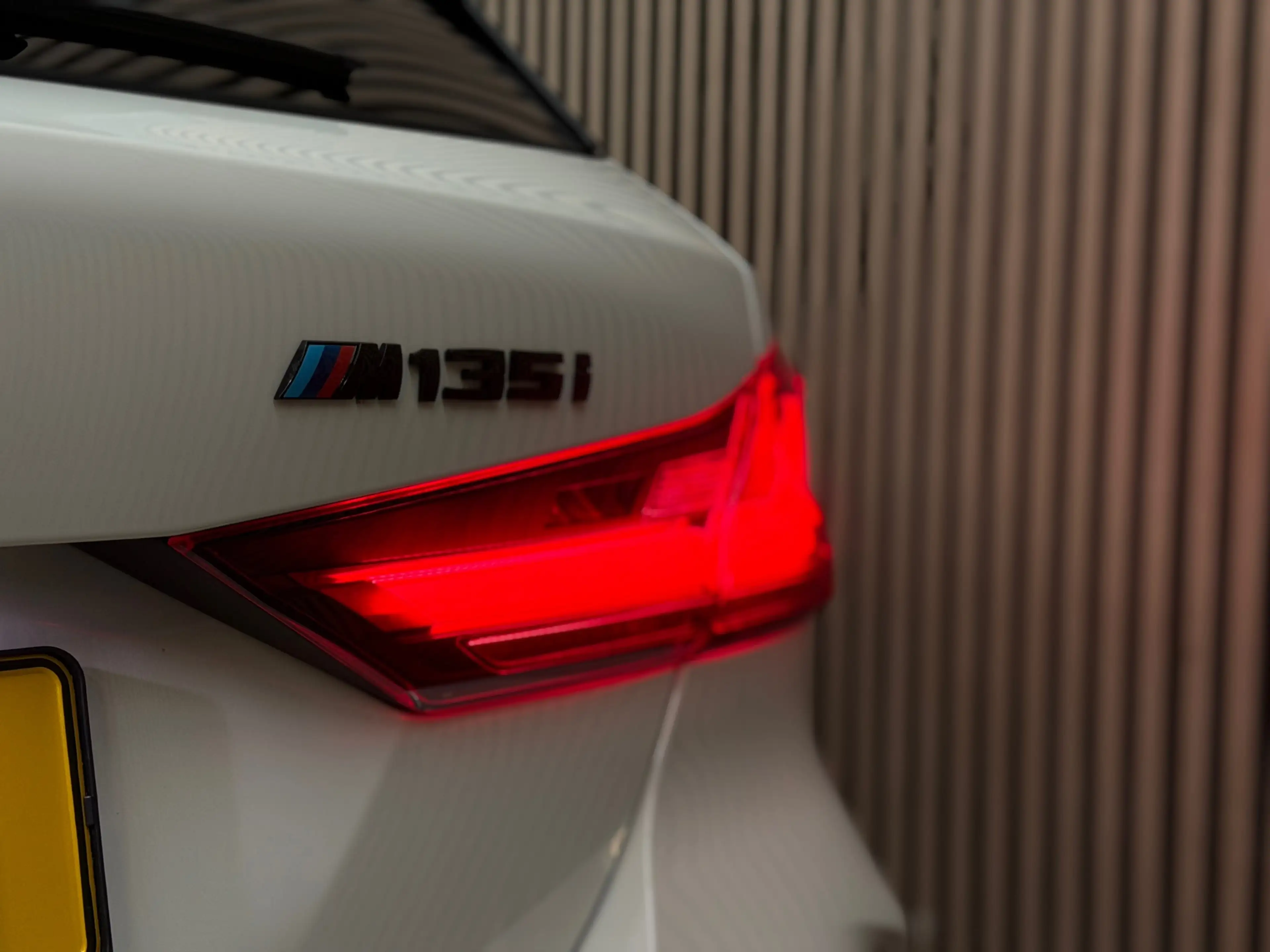 BMW 135 1-serie M135i xDrive High Executive 2021 PANO LED — photo 36
