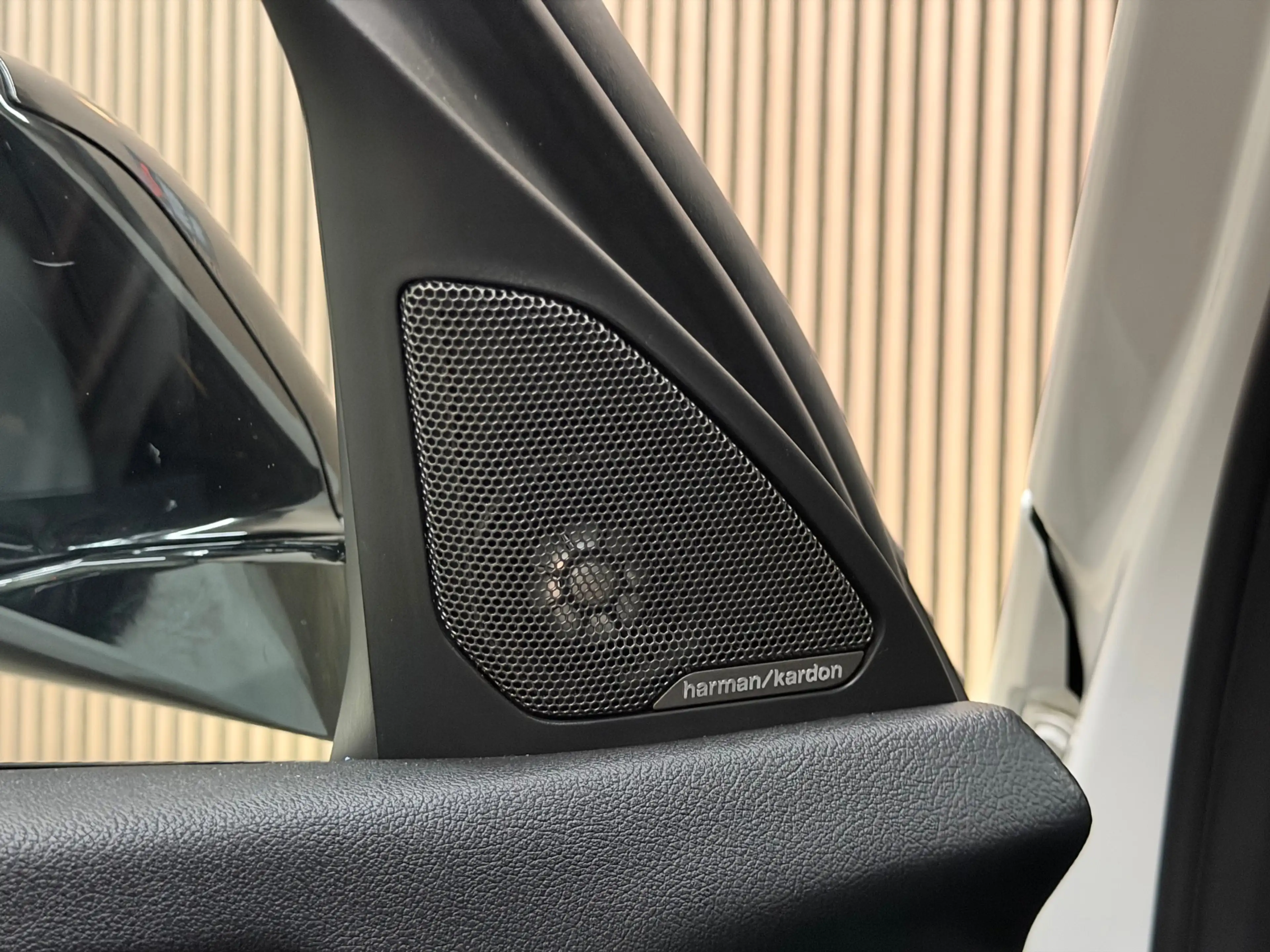 BMW 135 1-serie M135i xDrive High Executive 2021 PANO LED — photo 38