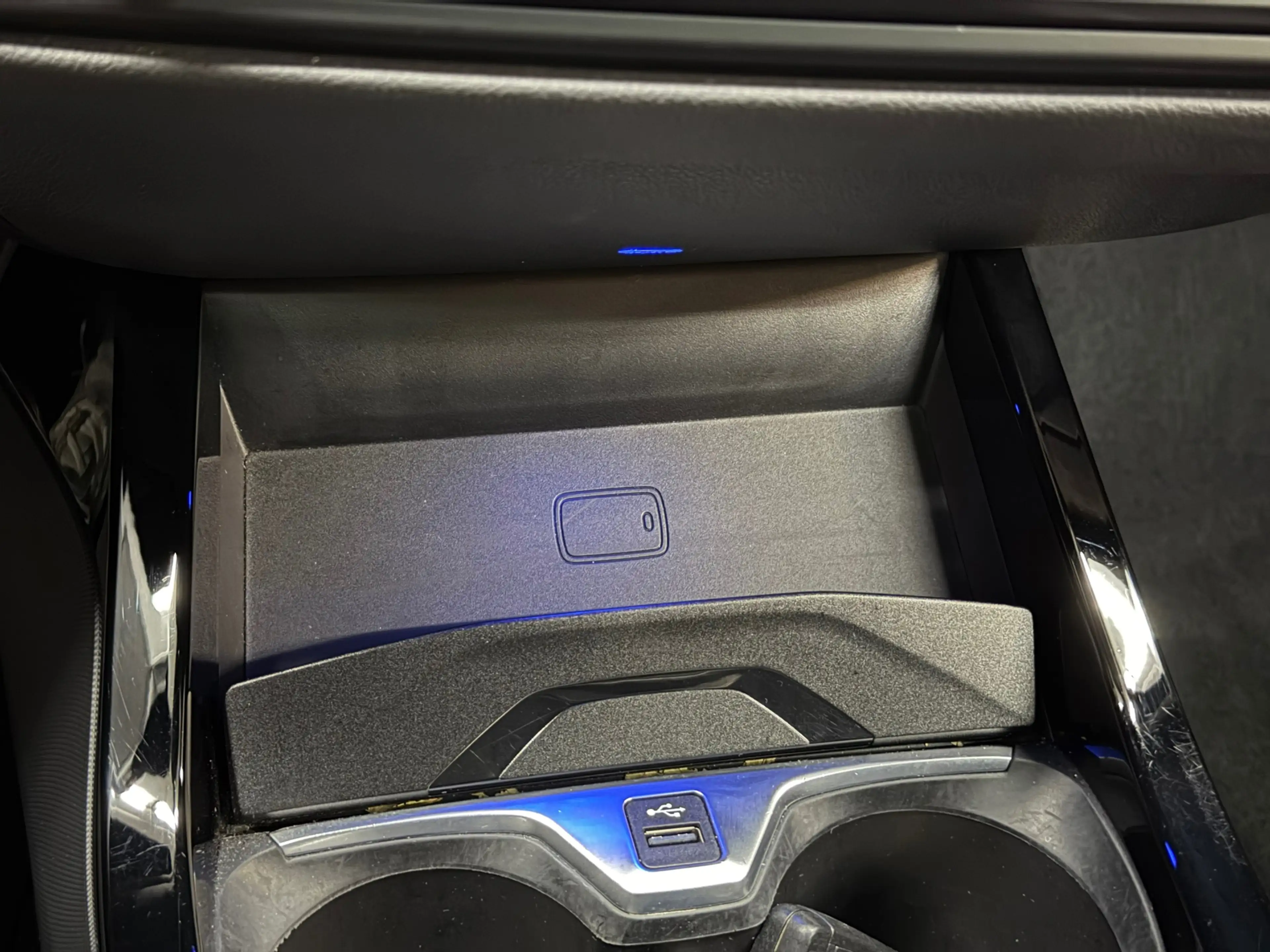 BMW 135 1-serie M135i xDrive High Executive 2021 PANO LED — photo 42