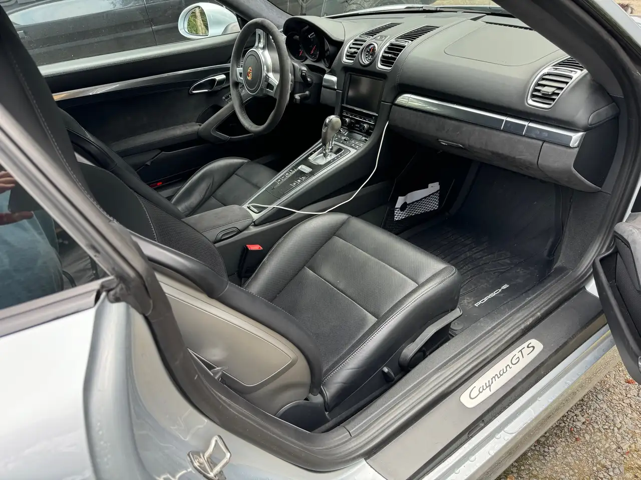 Porsche Cayman снимка Porsche Cayman