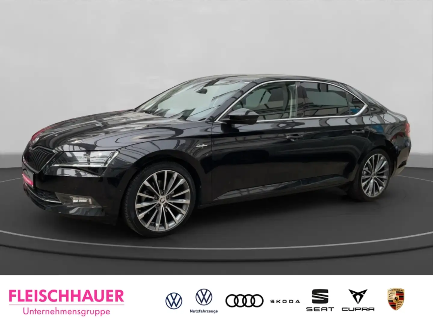 Skoda Superb L&K 2.0 TDI DSG AD StandHZG AHK- Navi Leder Sounds Černá - 1