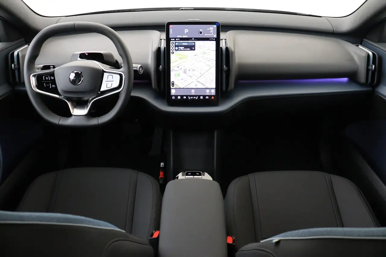 Volvo EX30 2026
