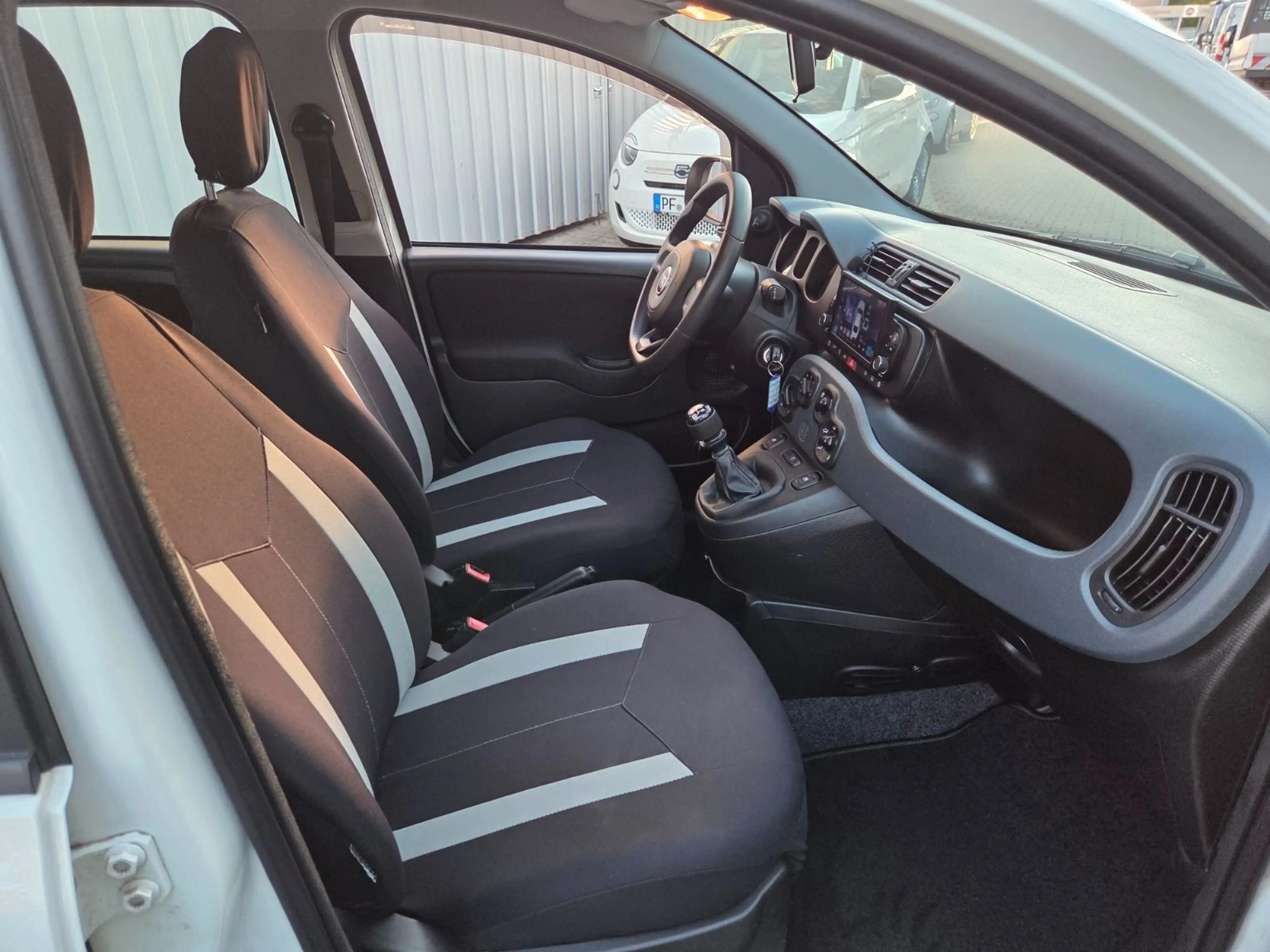 Fiat Panda Easy 1.2 (69 PS) Klima+Navi+Kamera — photo 11