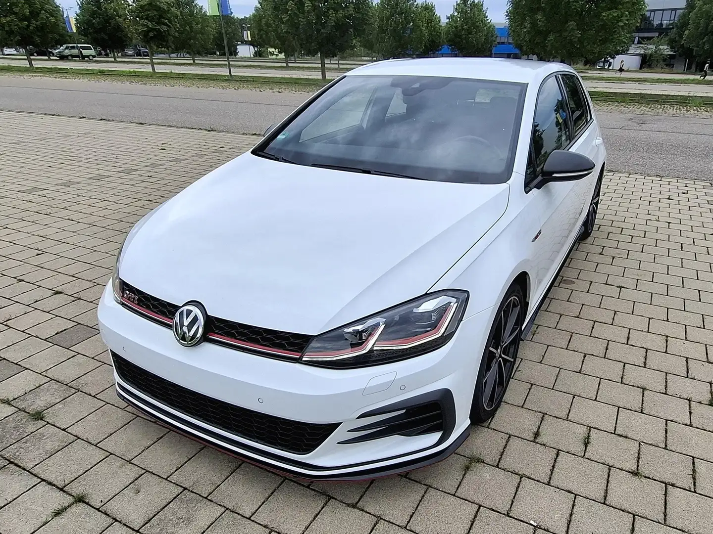 Volkswagen Golf GTI GTI TCR Akrapovic Weiß - 2