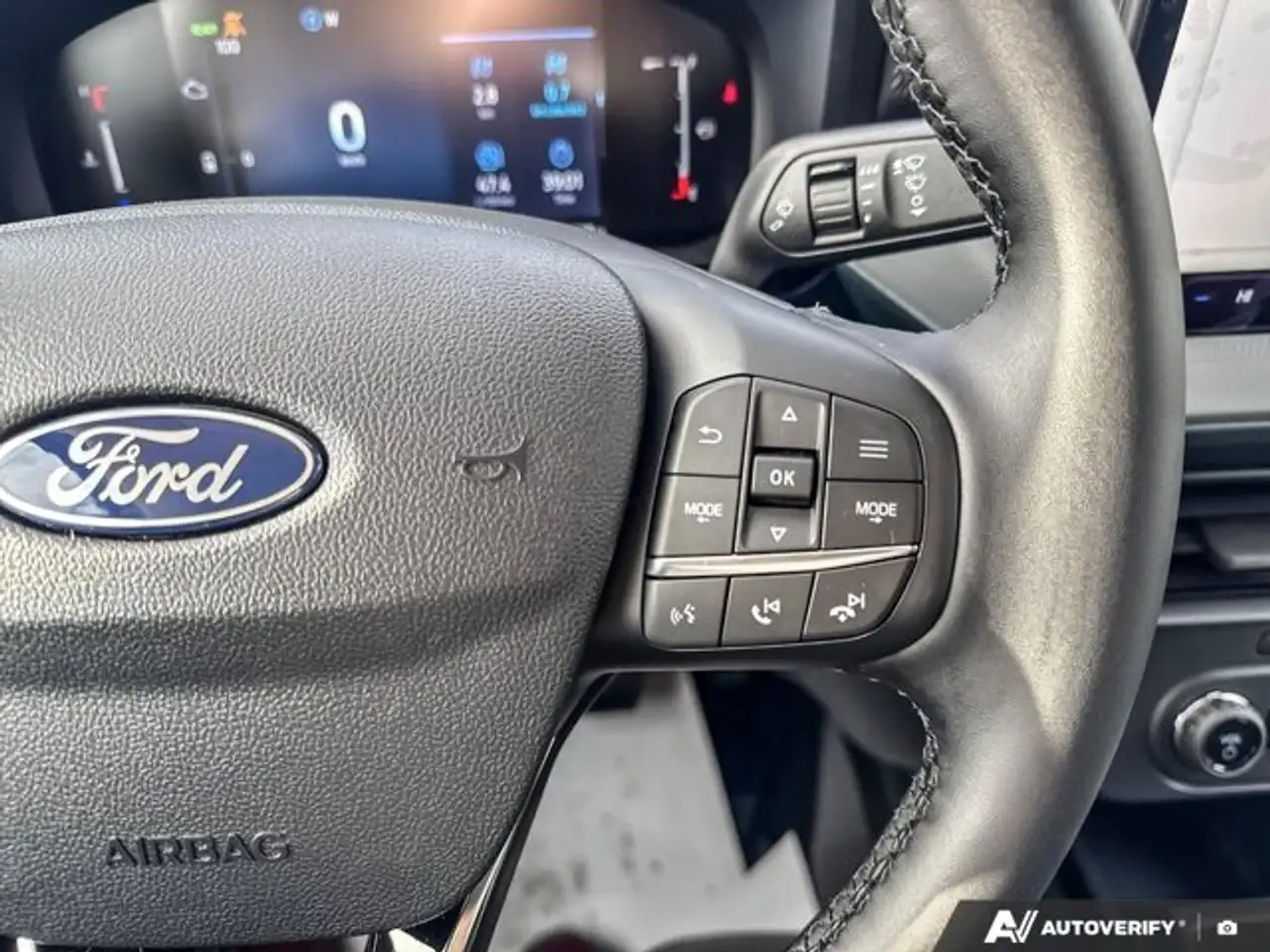 Ford Maverick снимка Ford Maverick